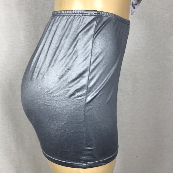 Zuliana Size Small Silver Mini Skirt. Made In USA. - Picture 2 of 5